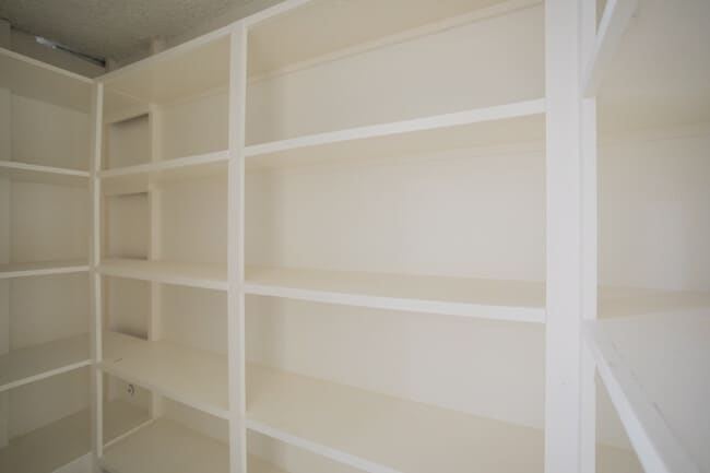 Building Photo - 11801 Rexford Rd