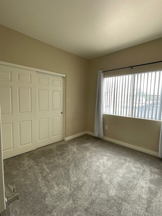 Front Bedroom/Office - 13700 N Fountain Hills Blvd