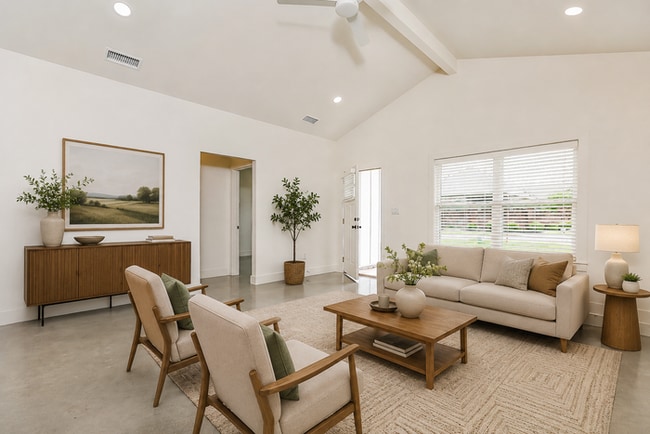 Building Photo - Beautiful Lamarche Cottage
