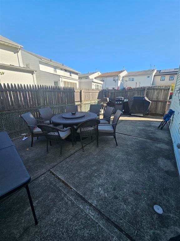 Building Photo - 65 Suburbia Ct
