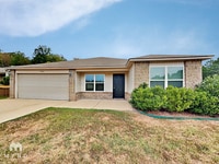 Building Photo - 7008 Pearl Vly Cv