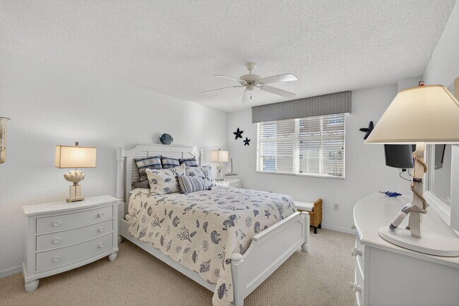 Building Photo - 1801 N Flagler Dr