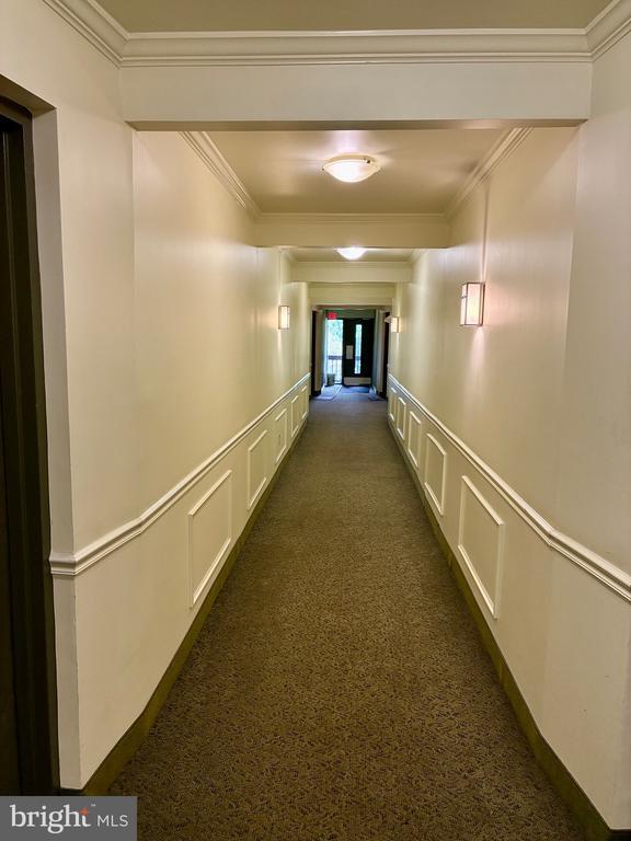 Building Photo - 5772 Rexford Ct