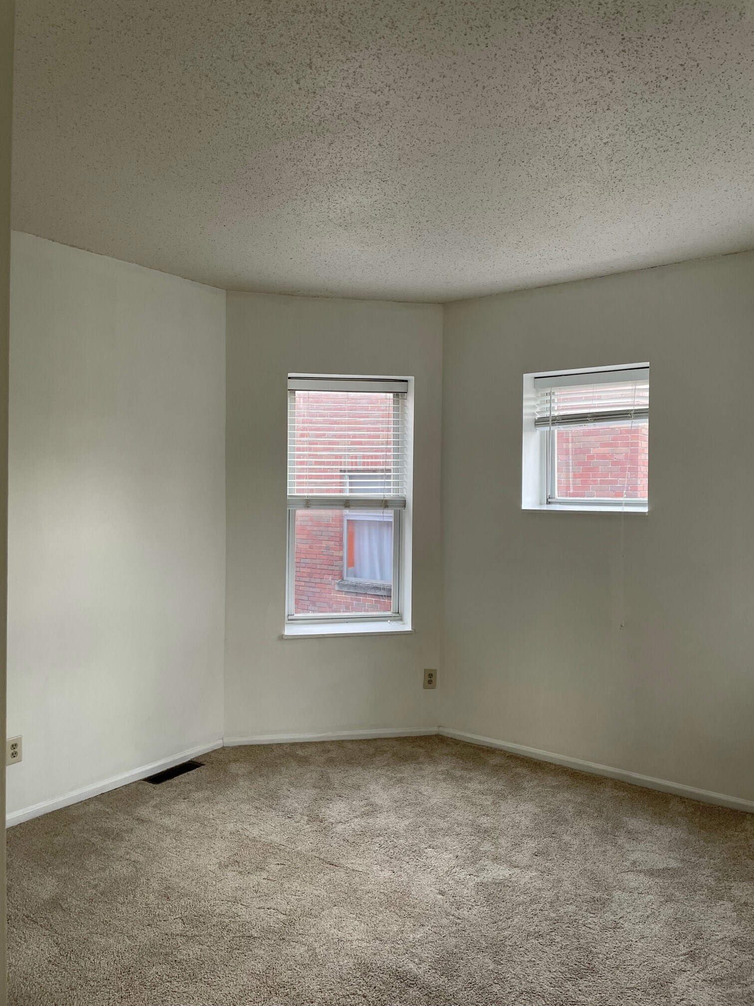 Building Photo - 4319 Lindell Blvd