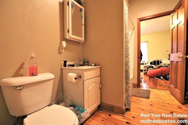 Building Photo - 8 Sewall St