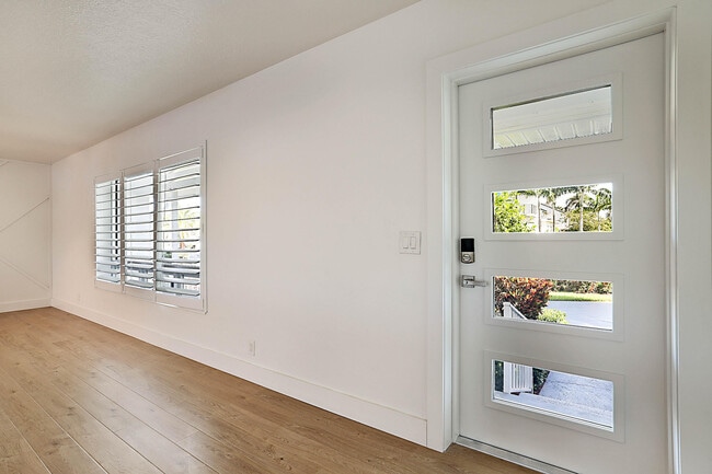 Building Photo - 2 Inlet Cay Dr