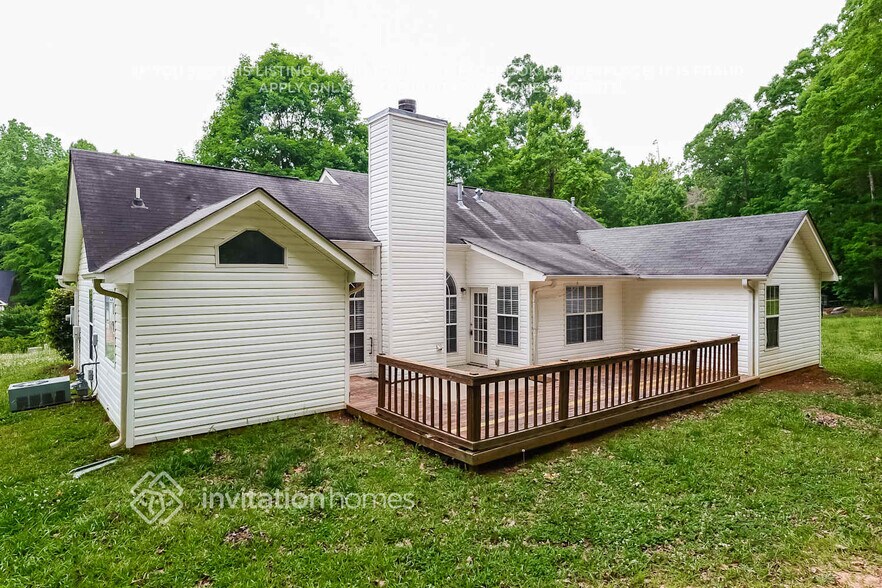 Building Photo - 145 Stoney Brook Way