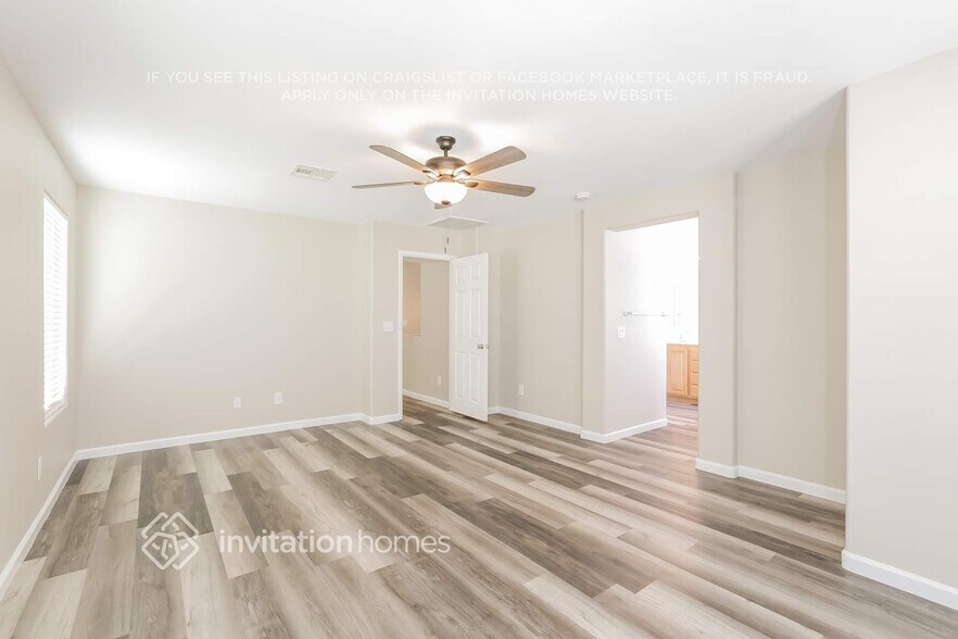 Building Photo - 9538 Vivid Colors Ave