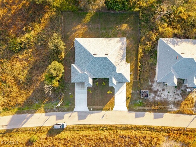 Building Photo - 4417 22nd St SW