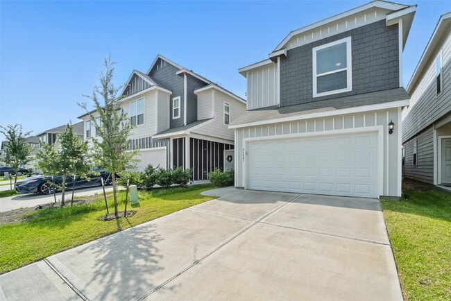 Building Photo - 24851 Goldoni Dr