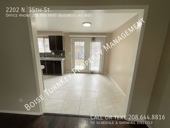Building Photo - 2202 N 35th St