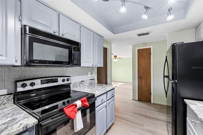 Building Photo - 10187 122nd Ave N