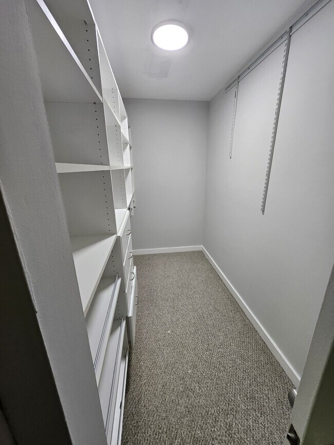 Building Photo - 855 NW 91st Terrace