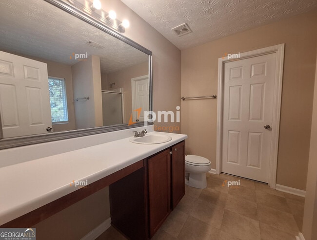 Building Photo - 5604 Sable Way