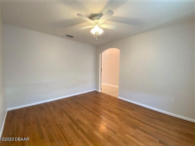 Building Photo - 5345 Peach Blossom Blvd