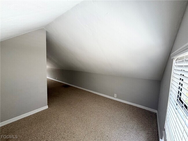 Building Photo - 12743 Brewster Dr