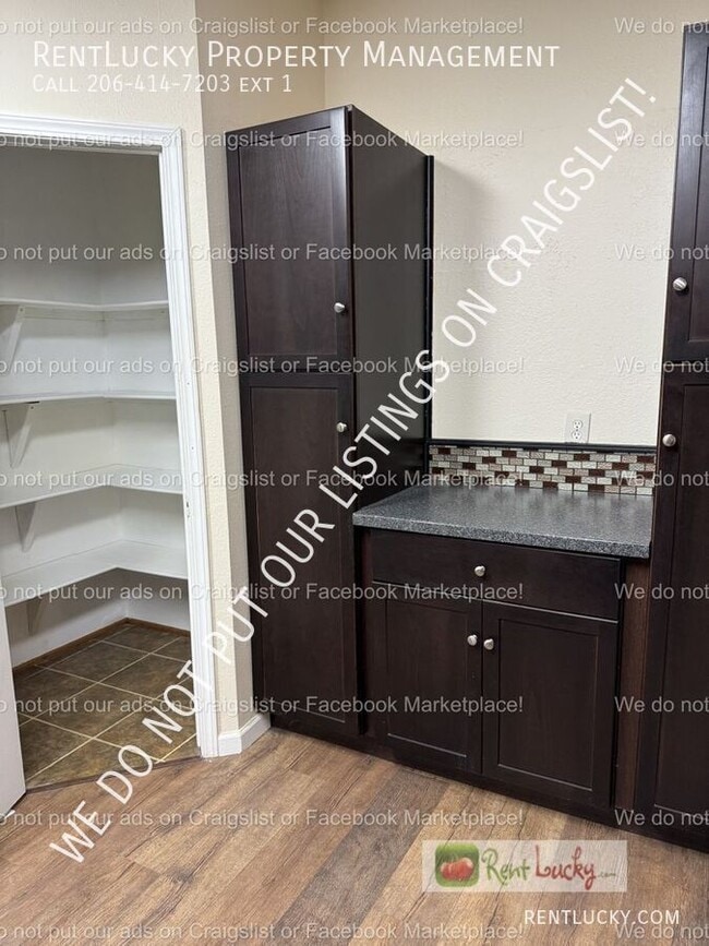 Building Photo - 31910 NE 162nd St