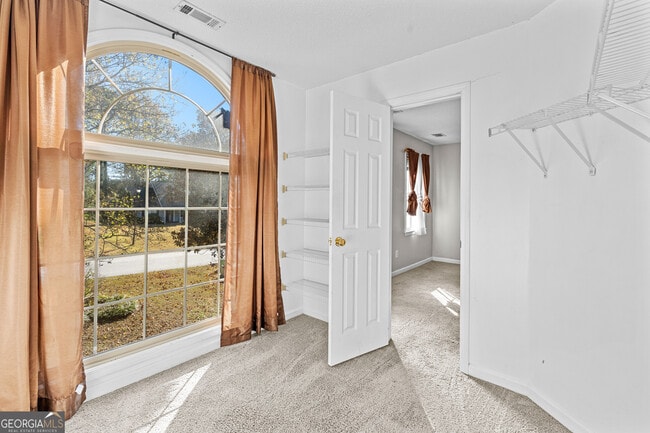 Building Photo - 255 Woodstream Dr