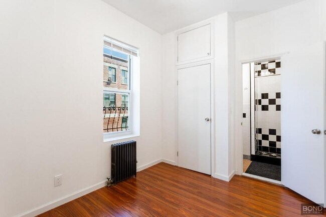 Building Photo - 1 bedroom in Brooklyn NY 11222
