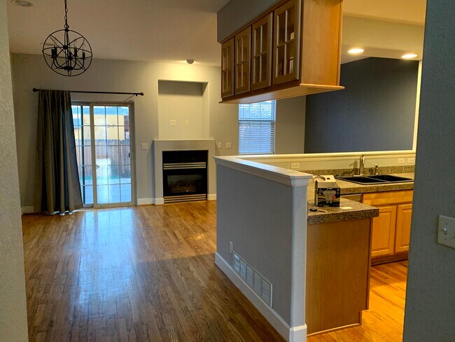 Kitchen/dining/living room - 2918 Yates St