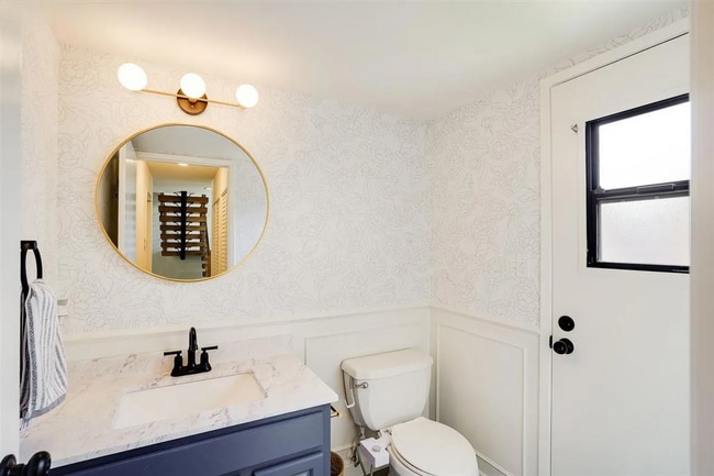 Building Photo - Spacious 1,550 Sq Ft Townhome | 2-Car Garage & High Ceilings w/ Exposed Beams