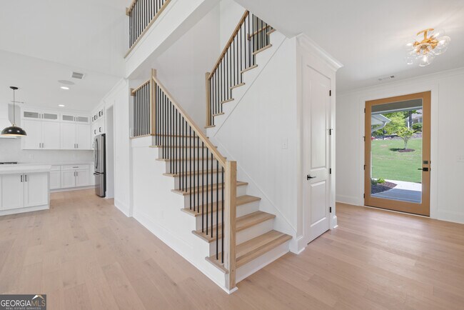 Building Photo - 1270 Glen Eagle Dr
