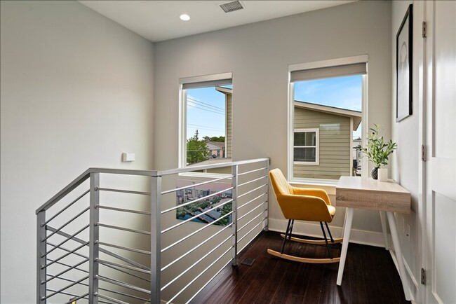 Building Photo - 6301 Santos St