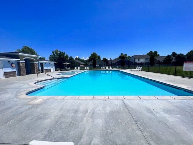 Building Photo - 2673 W Tango Creek Dr