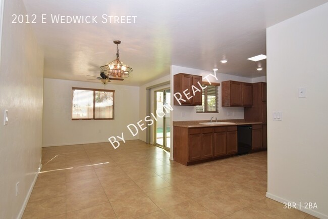 Building Photo - Remodeled Desert Shadows 3 Bed 2 Bath Town...