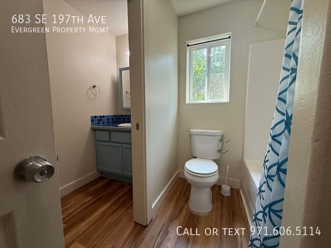 Building Photo - 683 SE 197th Ave