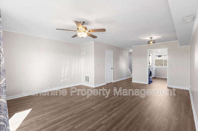 Building Photo - 735 W Ocean View Ave