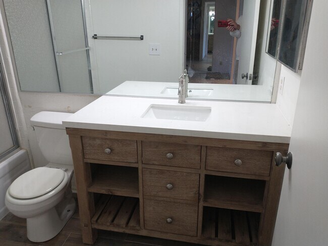 Building Photo - 5314 Los Coyotes Dr