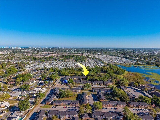 Building Photo - 12293 Sailwinds Dr