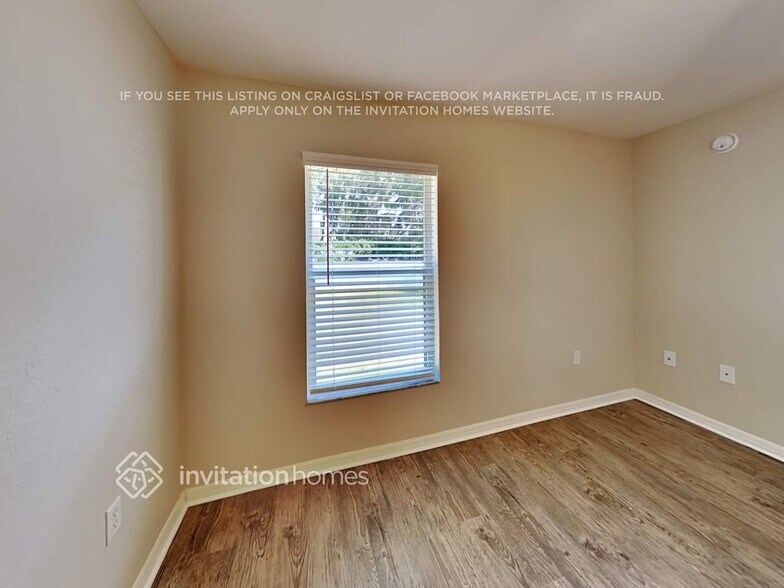 Building Photo - 8734 Pebblebrooke Way