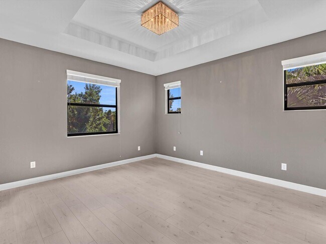 Building Photo - 12956 Anthorne Ln