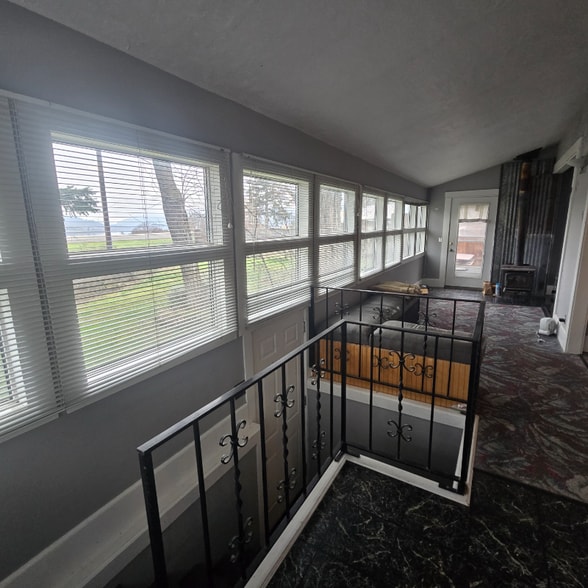 Building Photo - 316 Tacoma Ave