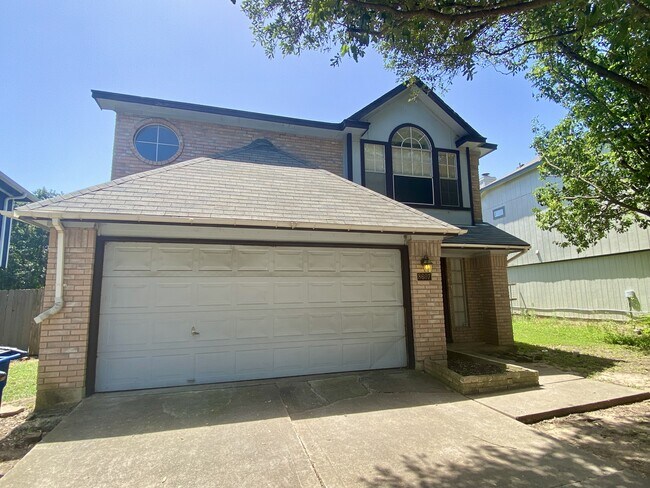 Building Photo - 8607 Cretys Cove