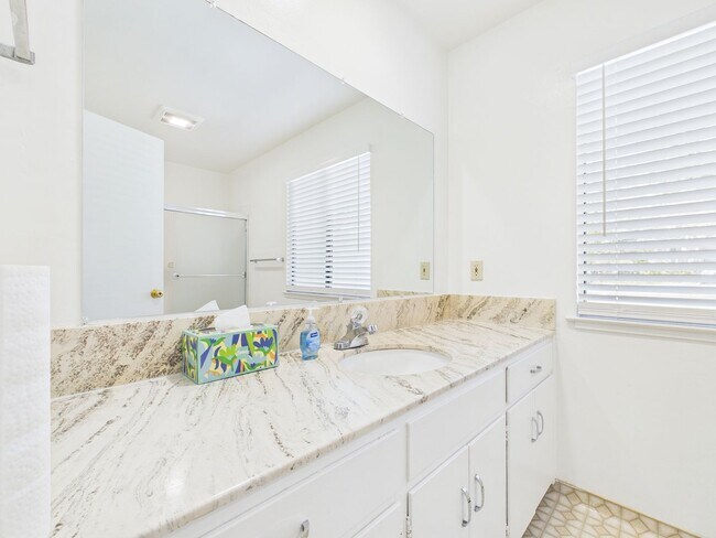 Building Photo - 4 Bedroom family home in Pebble Beach