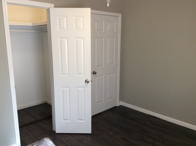 Building Photo - GREAT COLLEGE PROPERTY--PRE-LEASING FOR AUGUST! Completely Updated! 3 bedroom/2 bath Close to TTU...