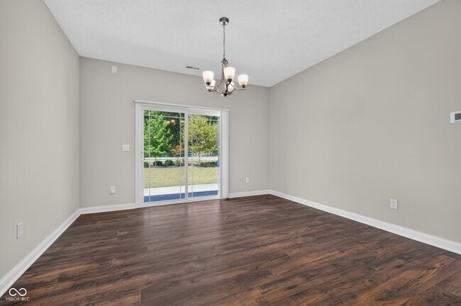 Building Photo - 9073 Lieven St