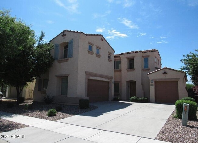 Primary Photo - 637 E Indian Wells Pl