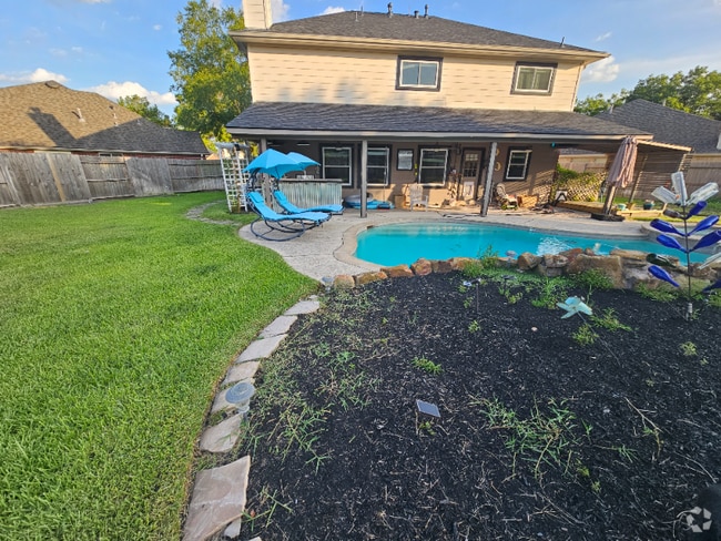 Building Photo - 14910 Cypress Meade Ct