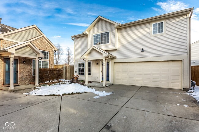 Building Photo - 700 Mountain Pine Dr