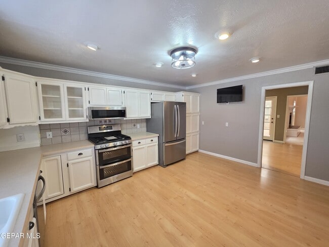 Building Photo - 230 Casas Bella Ln