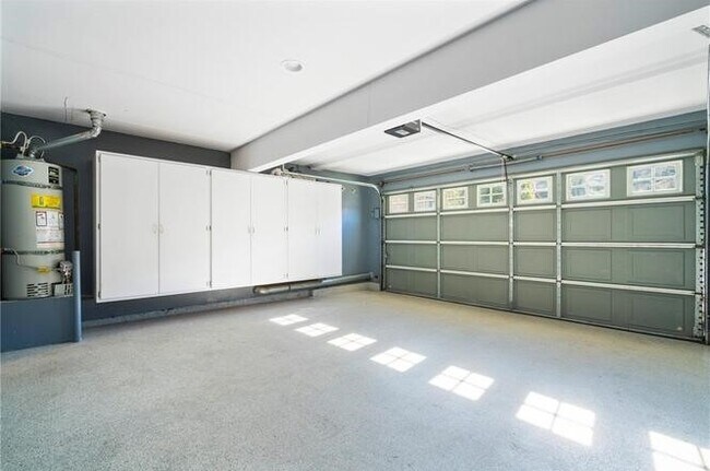 Building Photo - 16437 Colebridge Ct