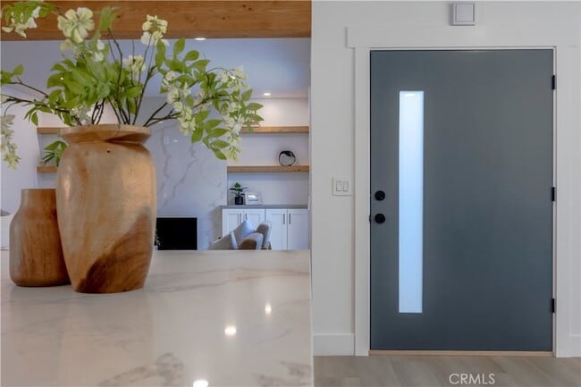 Building Photo - 15271 Yorkshire Ln