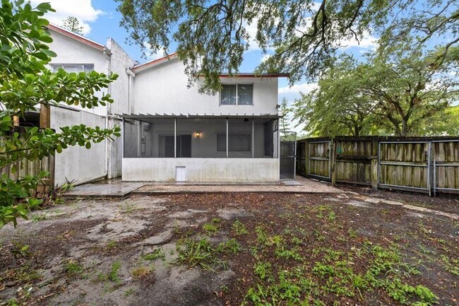 Building Photo - 5410 SW 43rd Terrace
