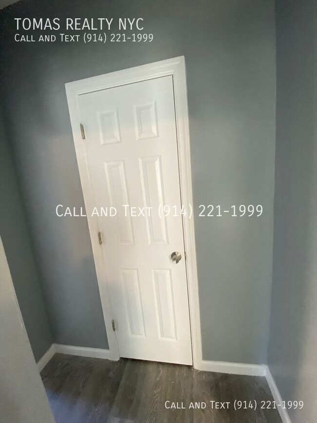 Building Photo - 65 Livingston Ave