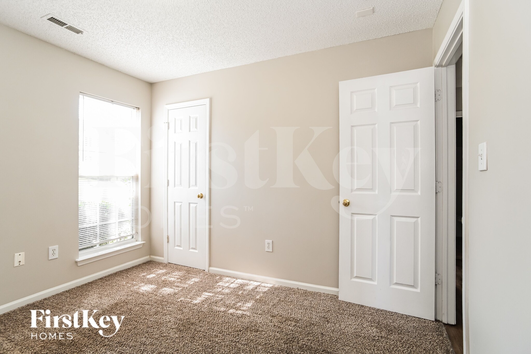 Building Photo - 7111 Smithton Ln