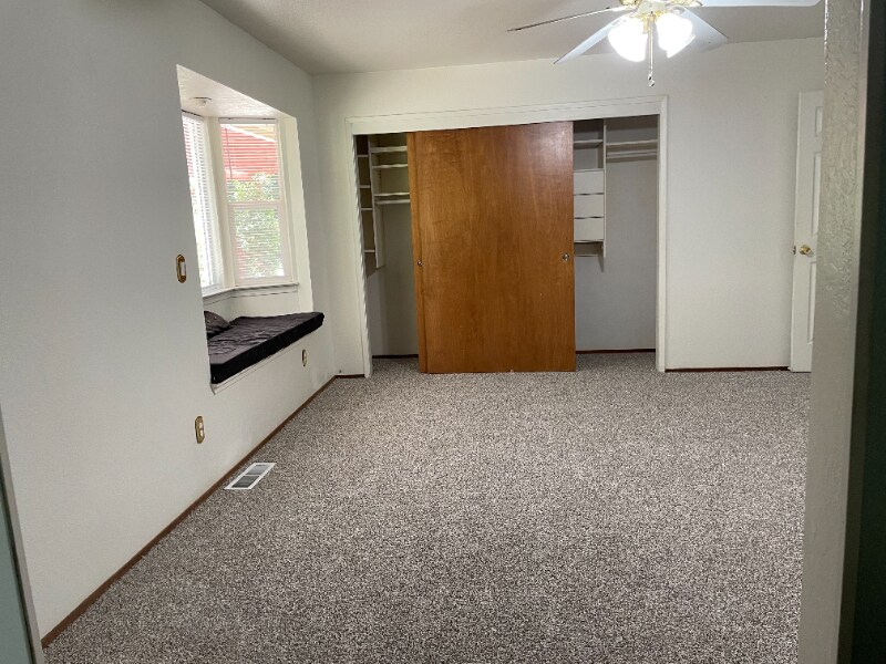 Building Photo - 175 Orrin Dr